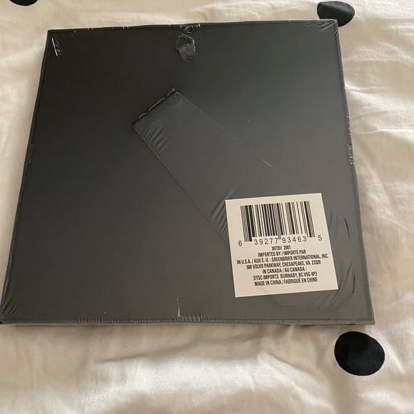 NWT 4x6 Grad Picture Frame - Picture 2 of 2